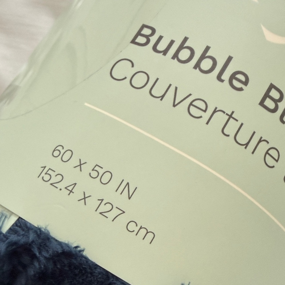 Navy Bubble Blanket/Throw - Picture 6 of 8